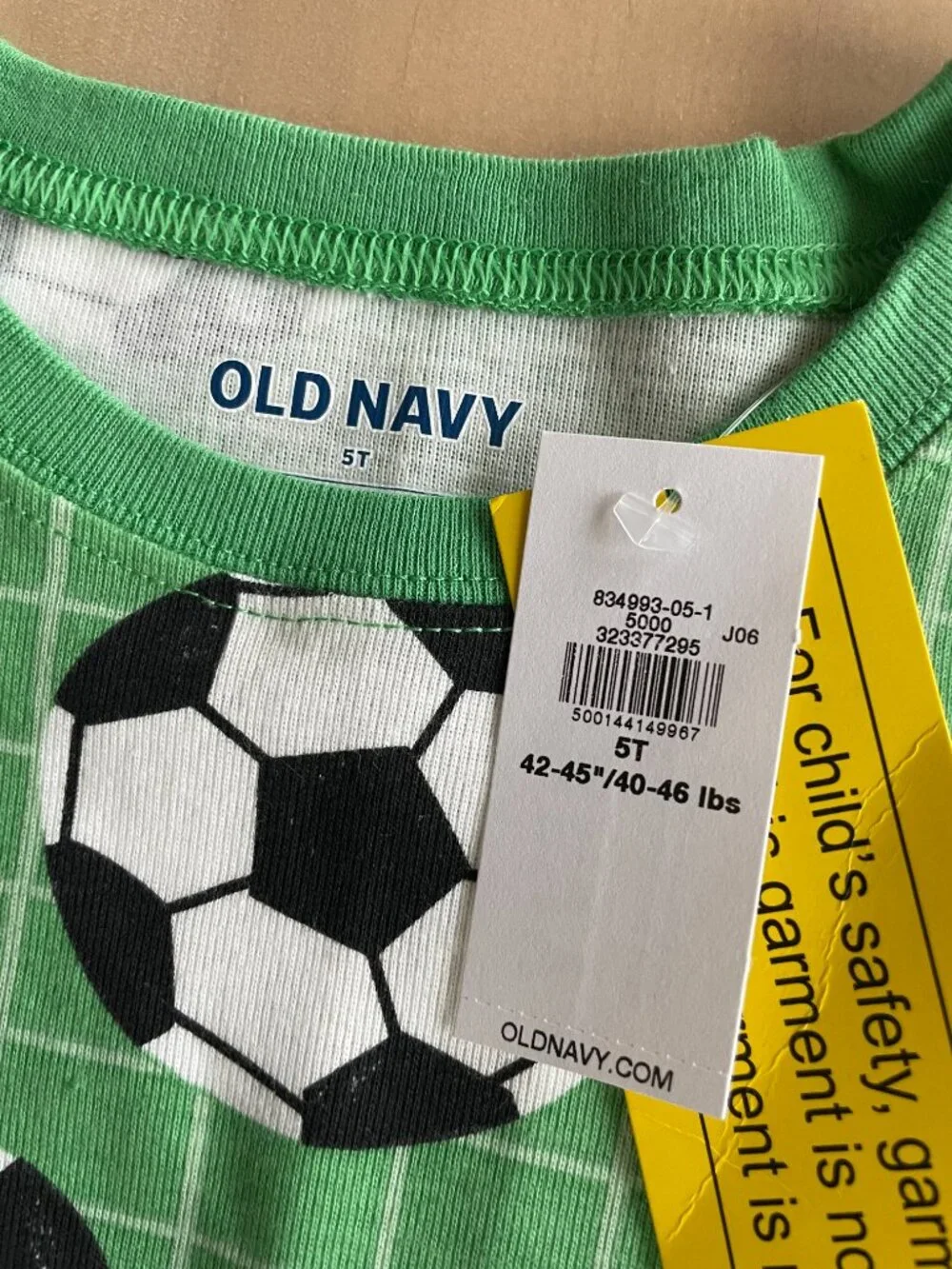 Entire Closet $5! NWT Old Navy Soccer Ball Pajama Set Green Grid Print Kids